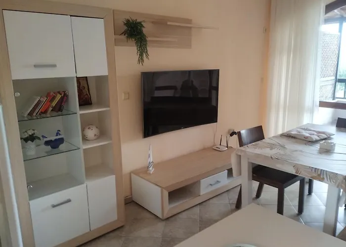 Paradise With A Sea View בורגאס